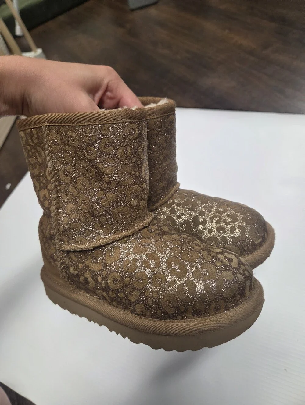 UGG 10 Toddler Classic II Glitter Leopard Chestnut Boot Shearling